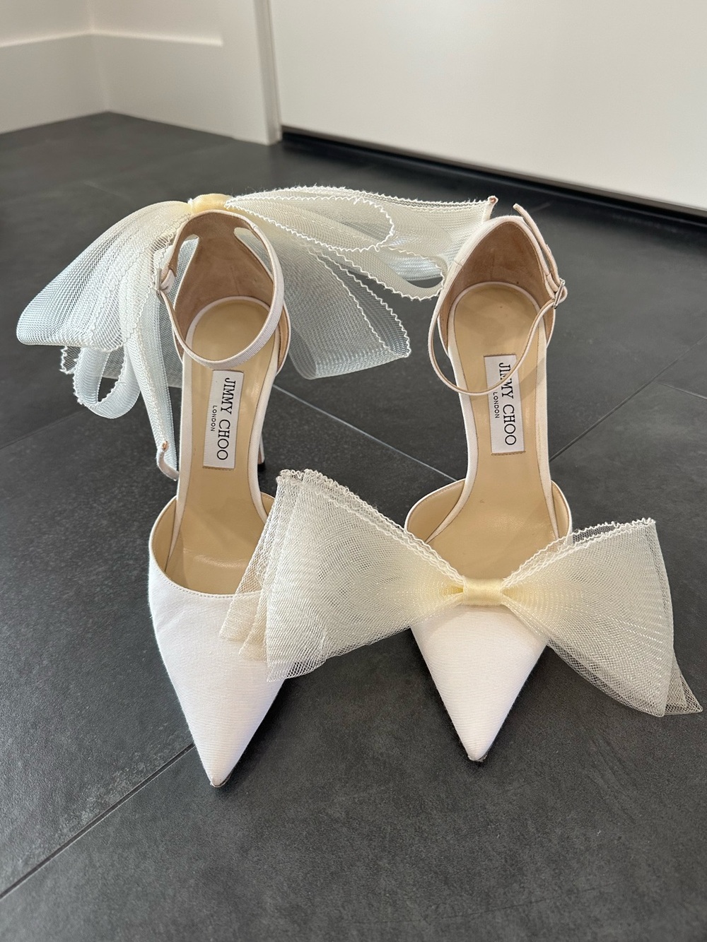 Jimmy Choo Ivory Averly 100 Bow Pumps
